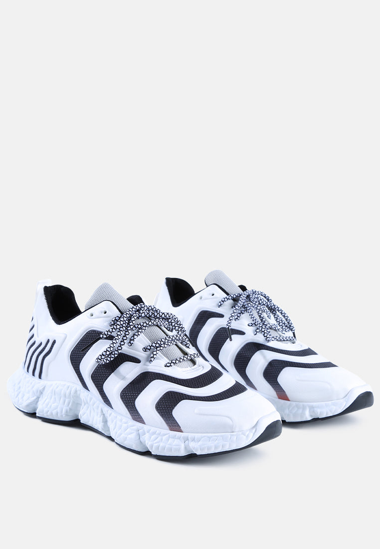 trackman to the future running sneakers#colors_black