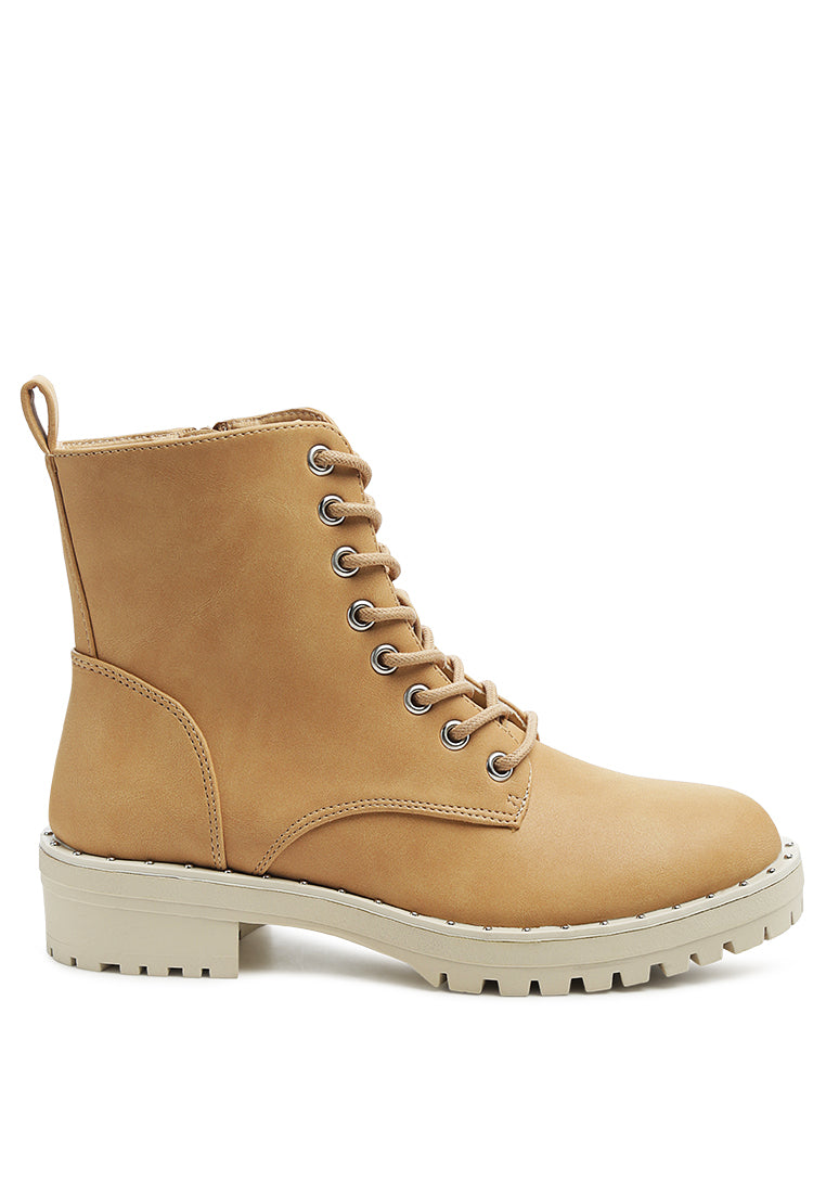 camel stud lined lace-up biker boots#color_camel