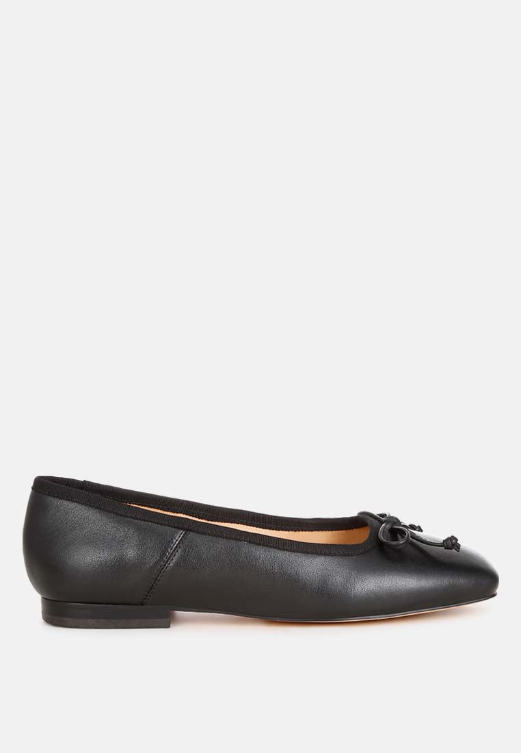 square-toe bow ballerinas by ruw color_black