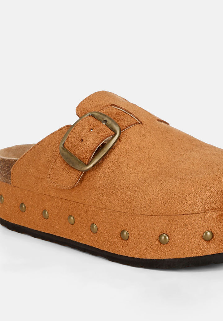 Alatna Minimal Studded Flatform Sandals#color_tan