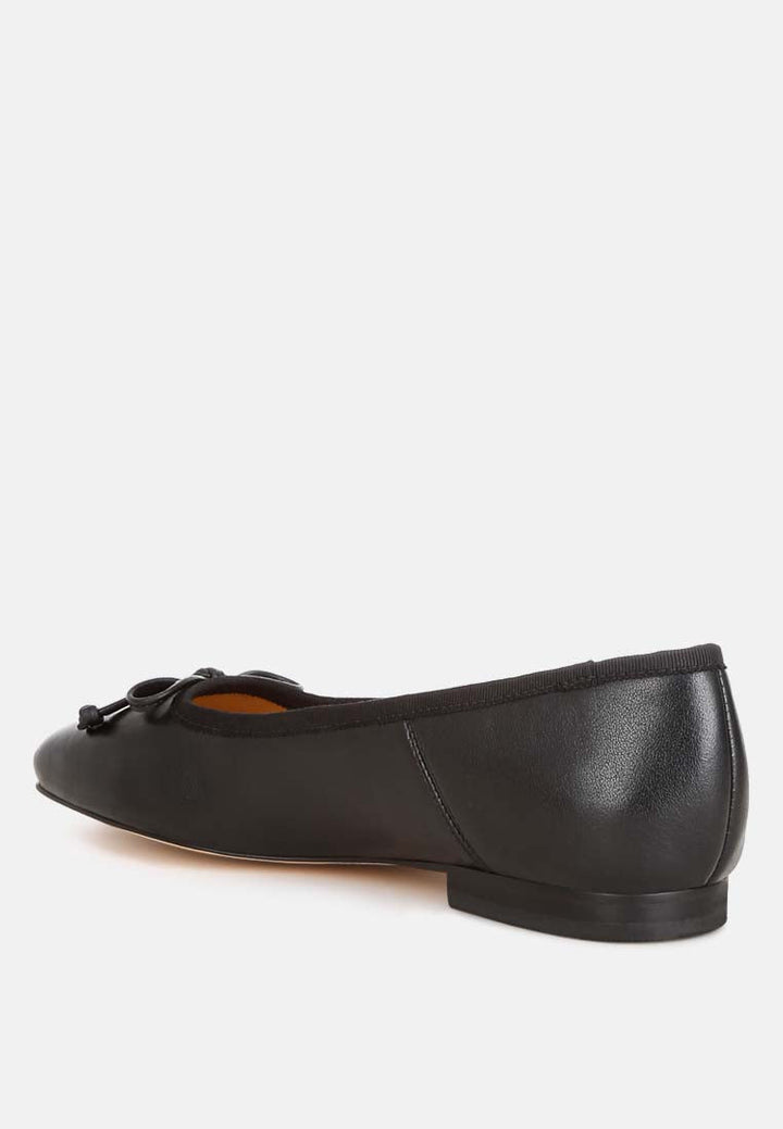 square-toe bow ballerinas by ruw color_black