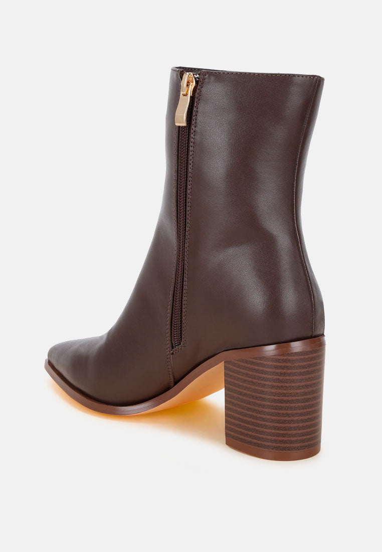 Jemima Pointy Toe Block Heel Boots#color_brown-smooth