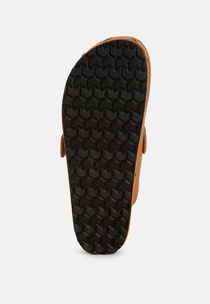 Alatna Minimal Studded Flatform Sandals#color_tan