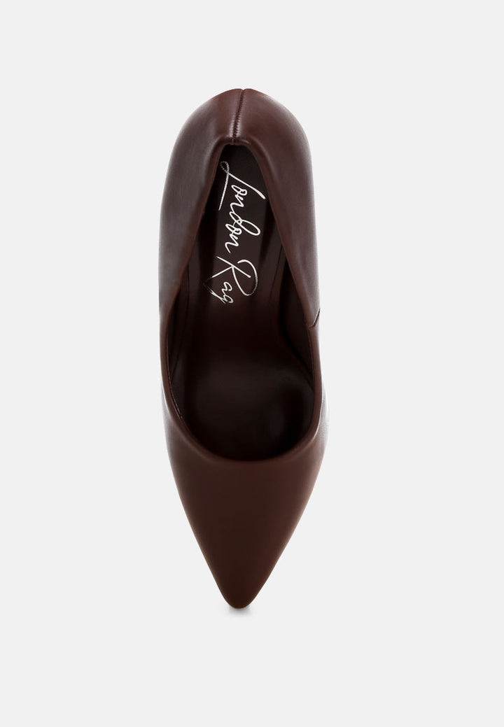 zhuri faux leather solid block heel pumps#color_brown