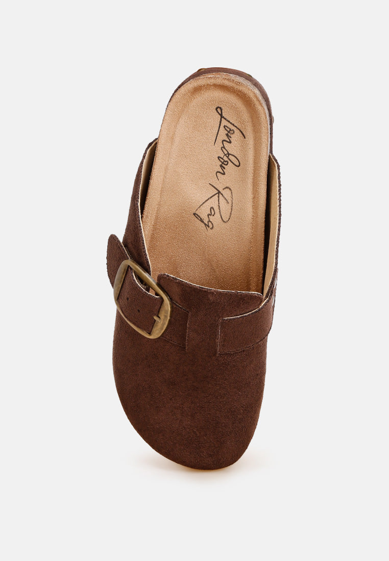 Alatna Minimal Studded Flatform Sandals#color_brown