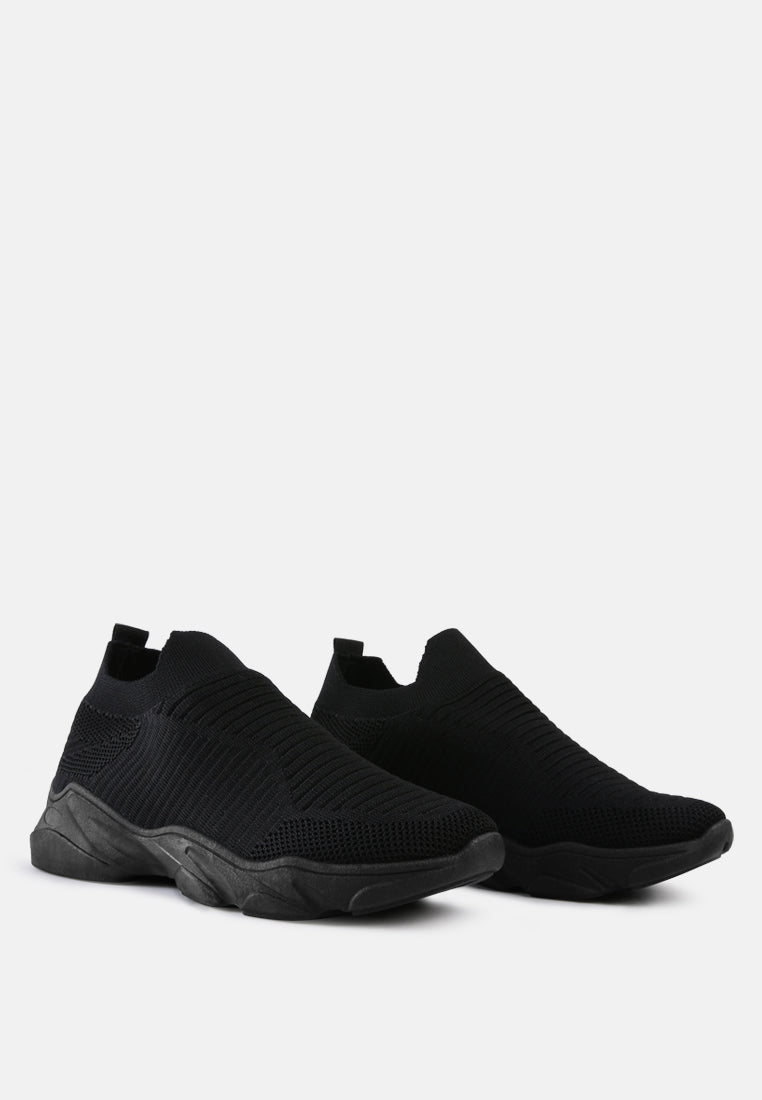 blade knitted  actives trainers#color_black