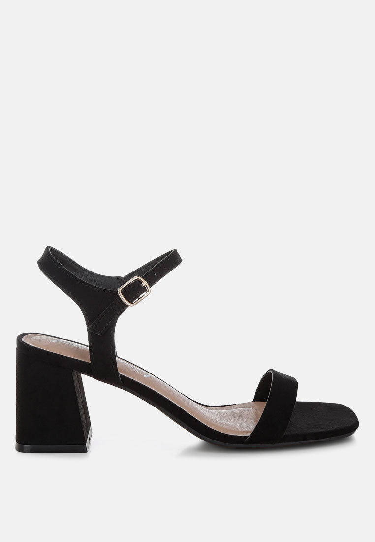 akiya square toe block heels#color_black