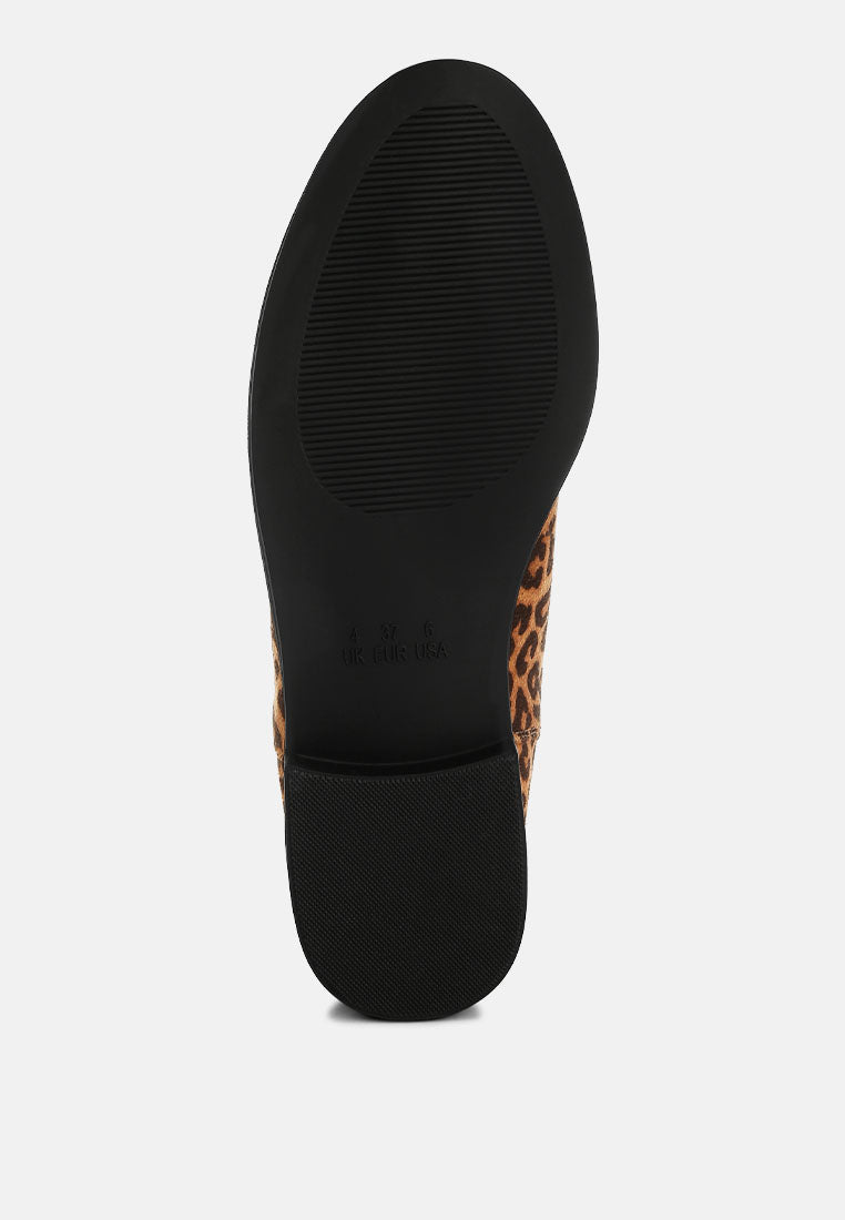 ayasa low block heel chelsea boots#color_leopard