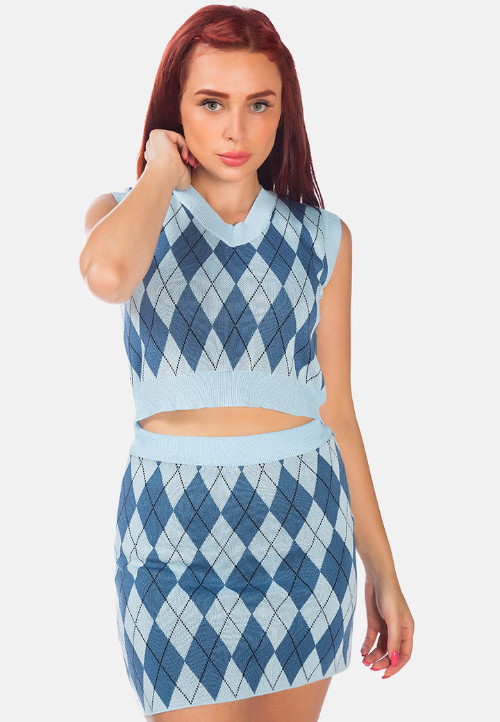 argyle checks knitted crop top#color_blue