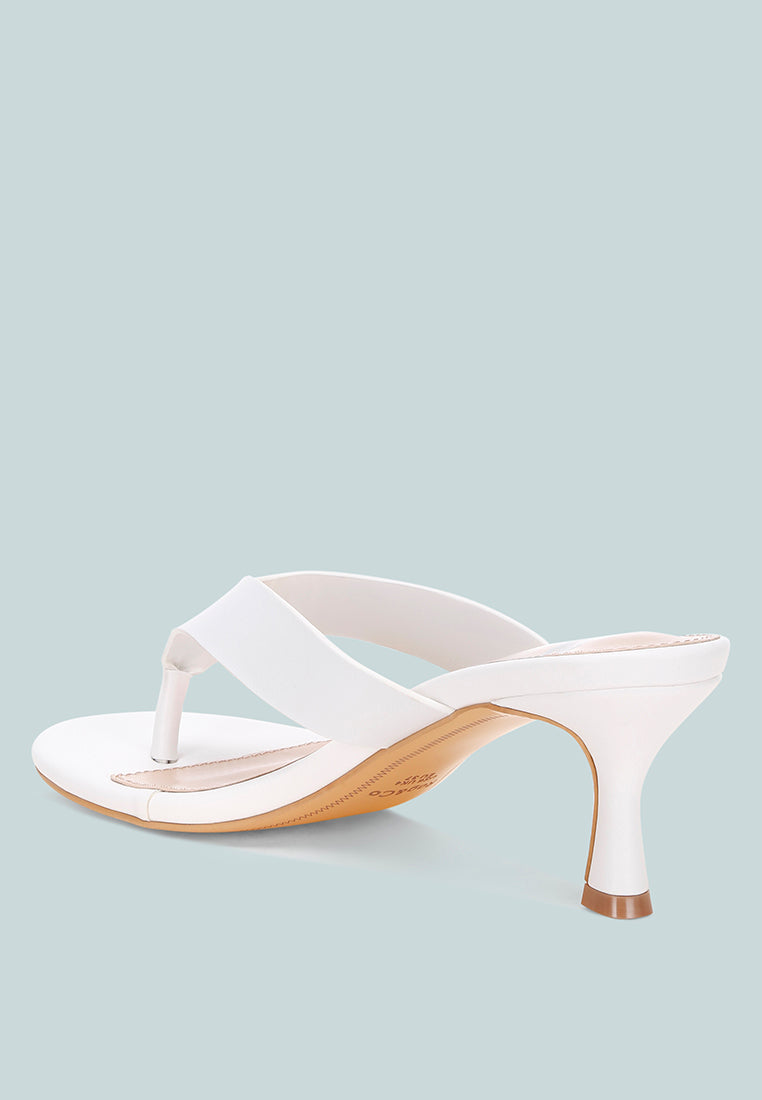 beaboux thong strap kitten heel sandals#color_white Leather