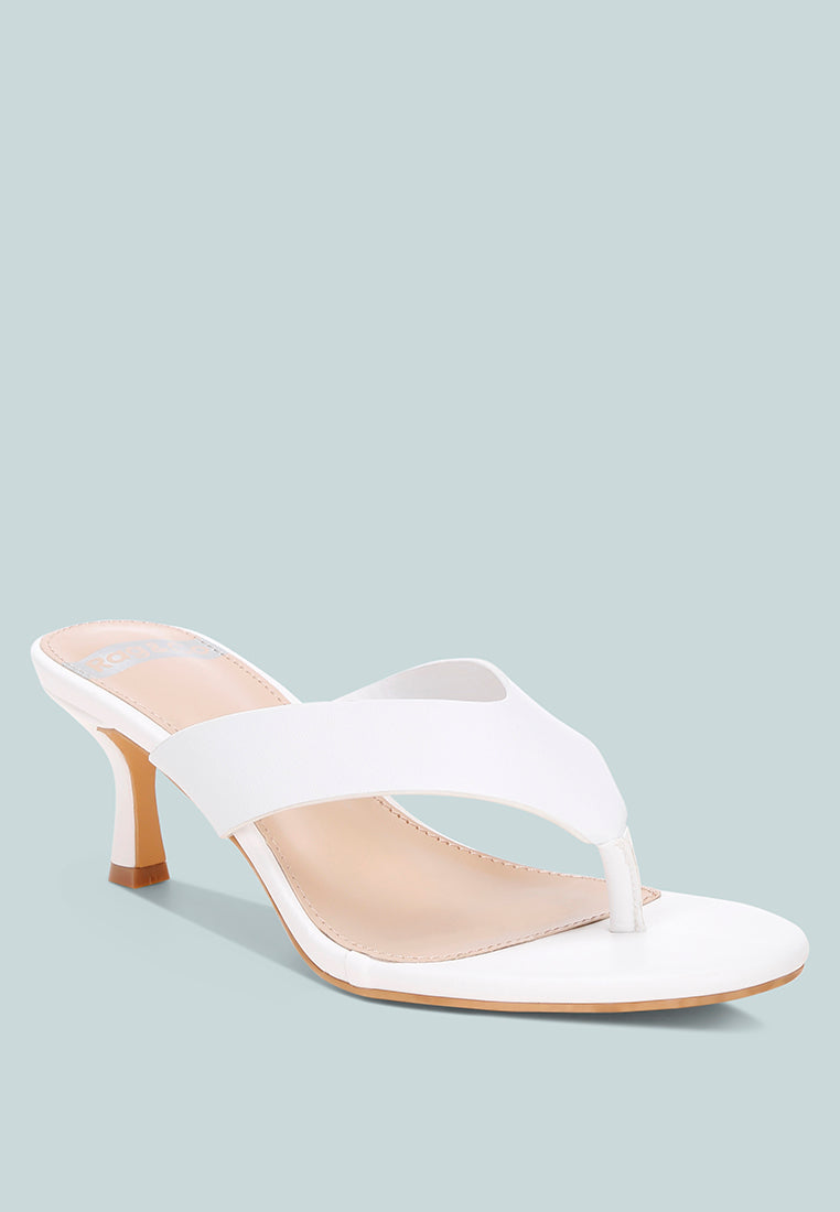 beaboux thong strap kitten heel sandals#color_white Leather