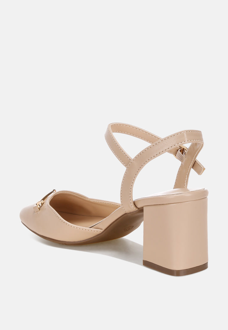 blitz close toe buckled sandals#color_beige-faux-leather