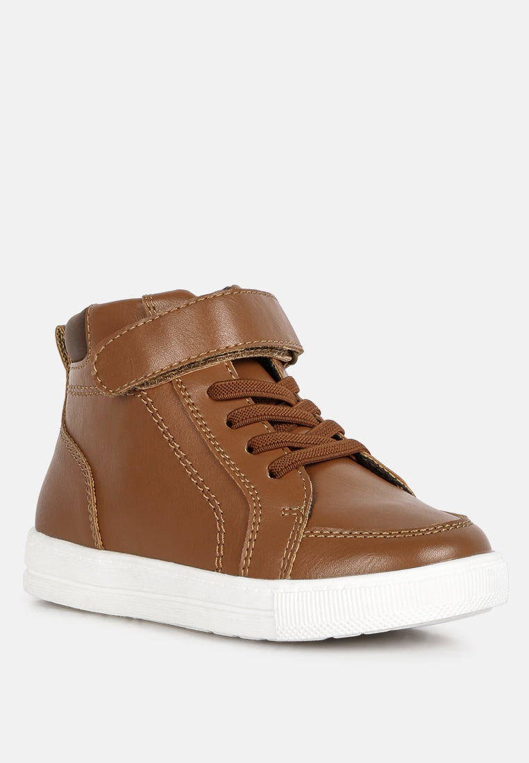 lace-up cushioned sneakers#color_brown