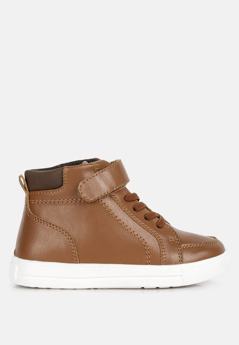 lace-up cushioned sneakers#color_brown