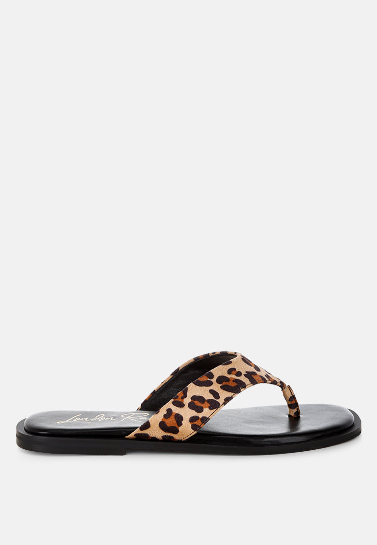 buchi animal print thong flats#color_leopard-suede
