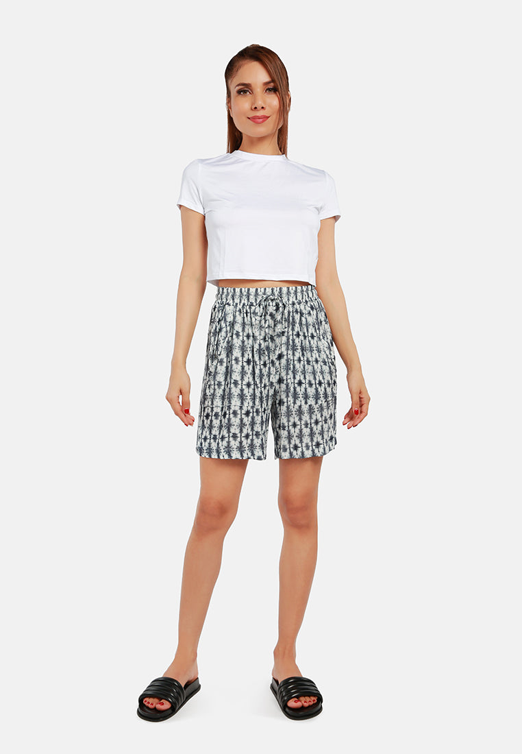 comfy drawstring shorts#color_black-print