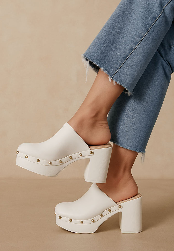 benji recycled leather clogs#color_white