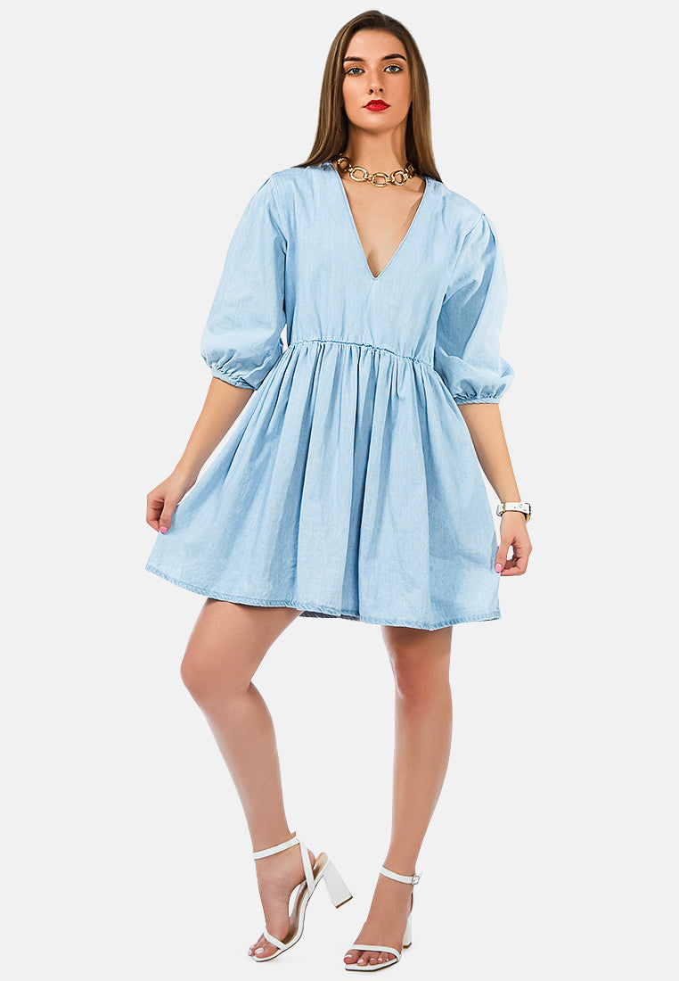 daisies in sunlight short summer dress#color_light-blue