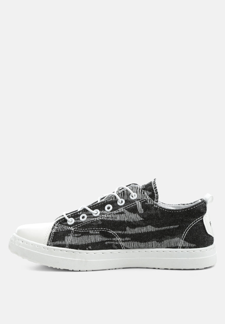 men's distressed denim lace-up casual sneakers#color_black