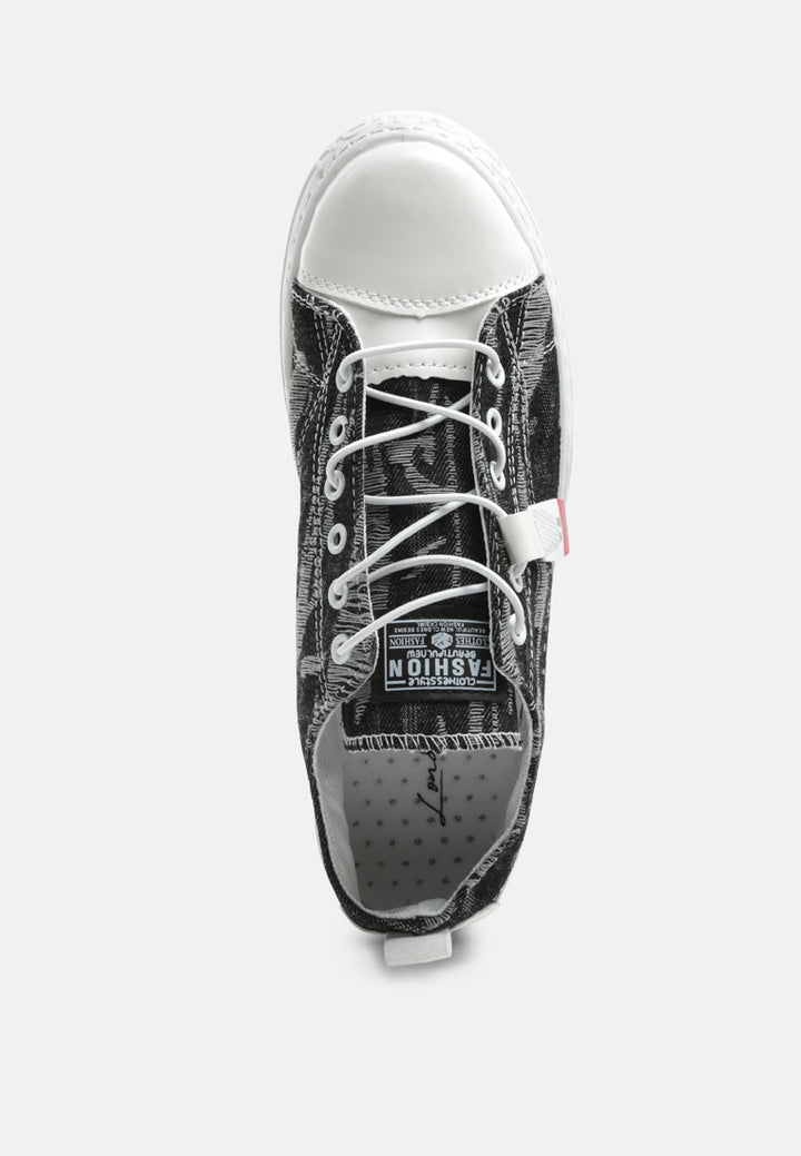 men's distressed denim lace-up casual sneakers#color_black