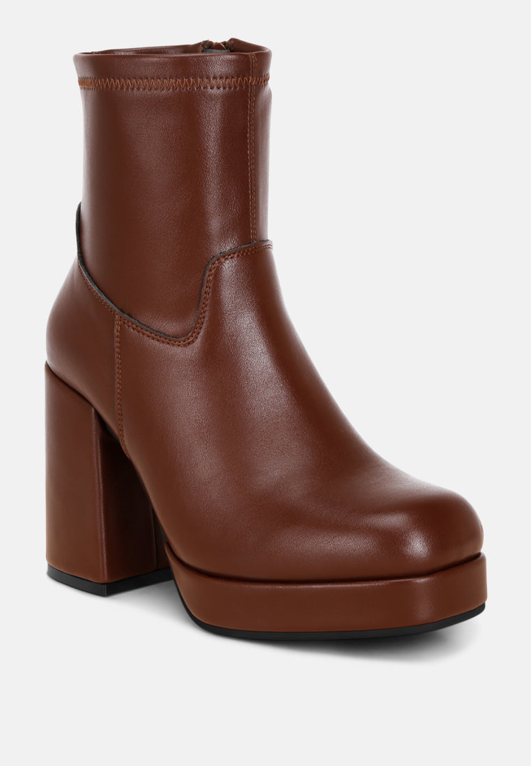 Antbera Elevated Square Toe Ankle Boots#color_brown-smooth