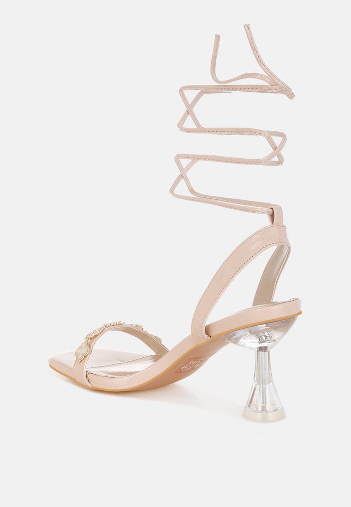 ebina charm detail spool heels#color_beige