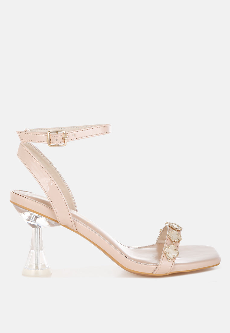 ebina charm detail spool heels#color_beige