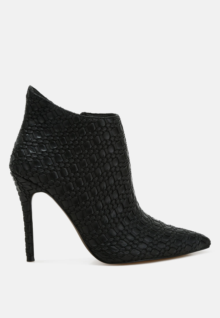 embossed concave cut ankle boots by ruw#color_black
