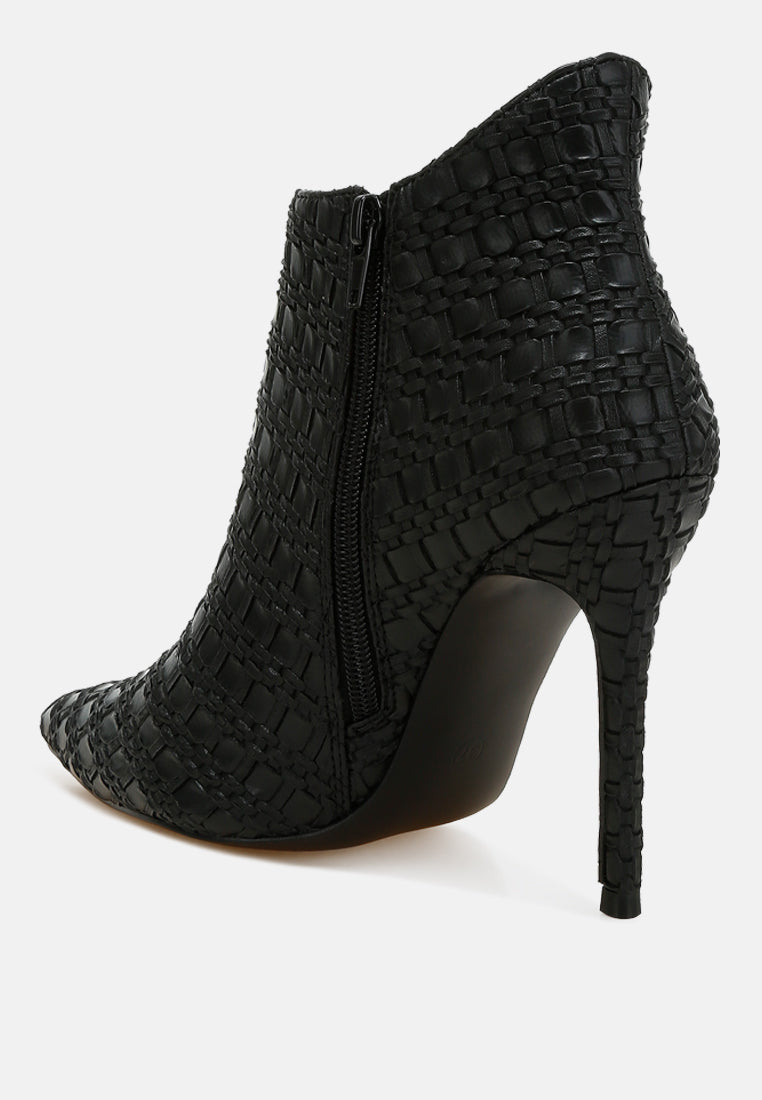 embossed concave cut ankle boots by ruw#color_black