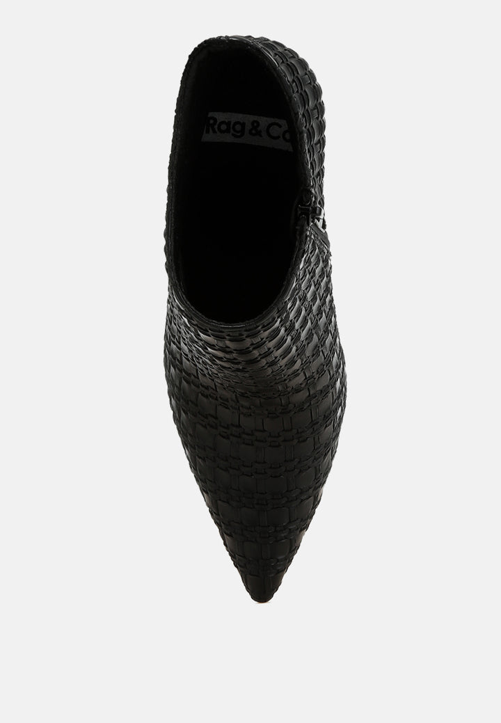 embossed concave cut ankle boots by ruw#color_black