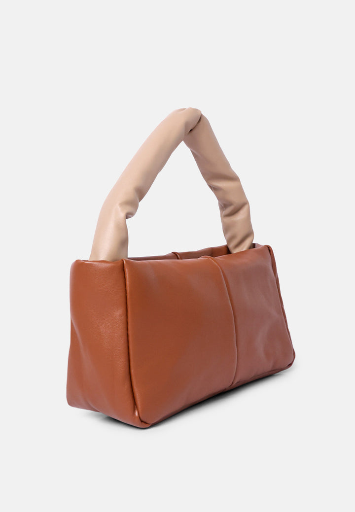 faux leather baguette bag#color_tan