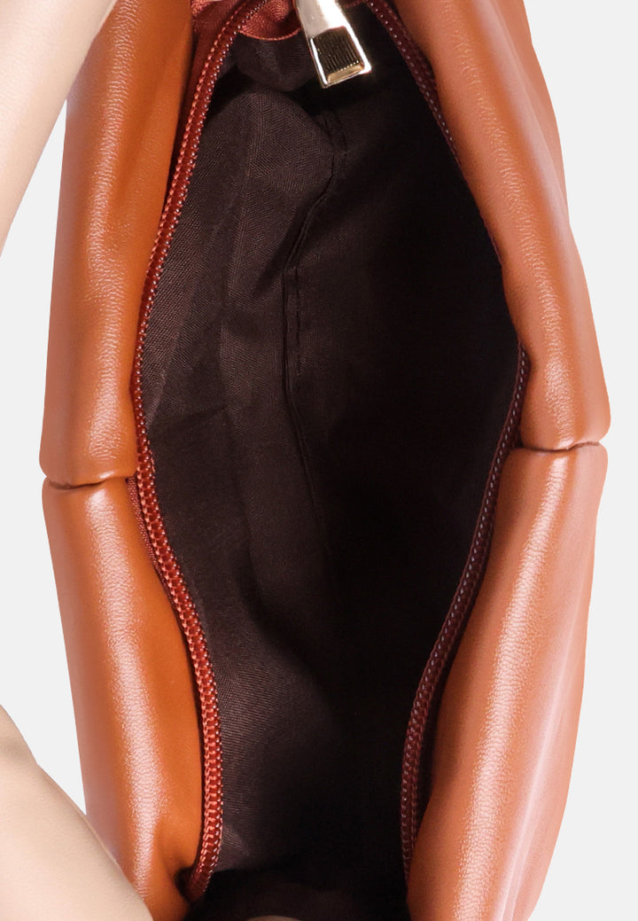 faux leather baguette bag#color_tan