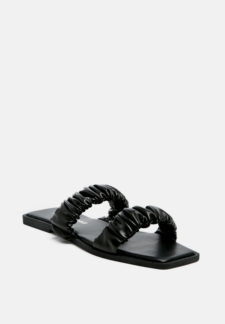 gathered strap slip-on flat#color_black