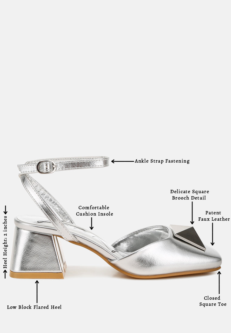 brooch detail ankle strap sandals by ruw#color_silver