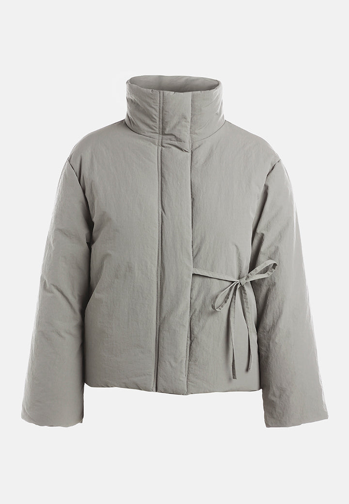 high-neck tie waist quilted jacket#color_taupe