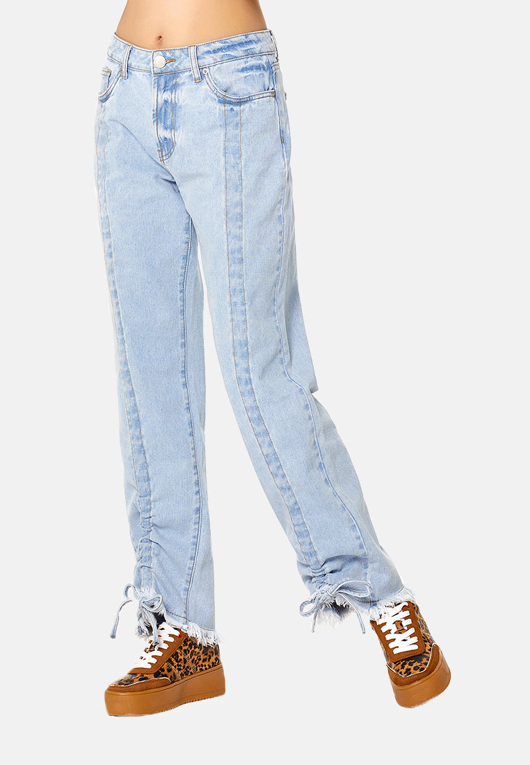 relaxed fit frayed hem jeans#color_blue