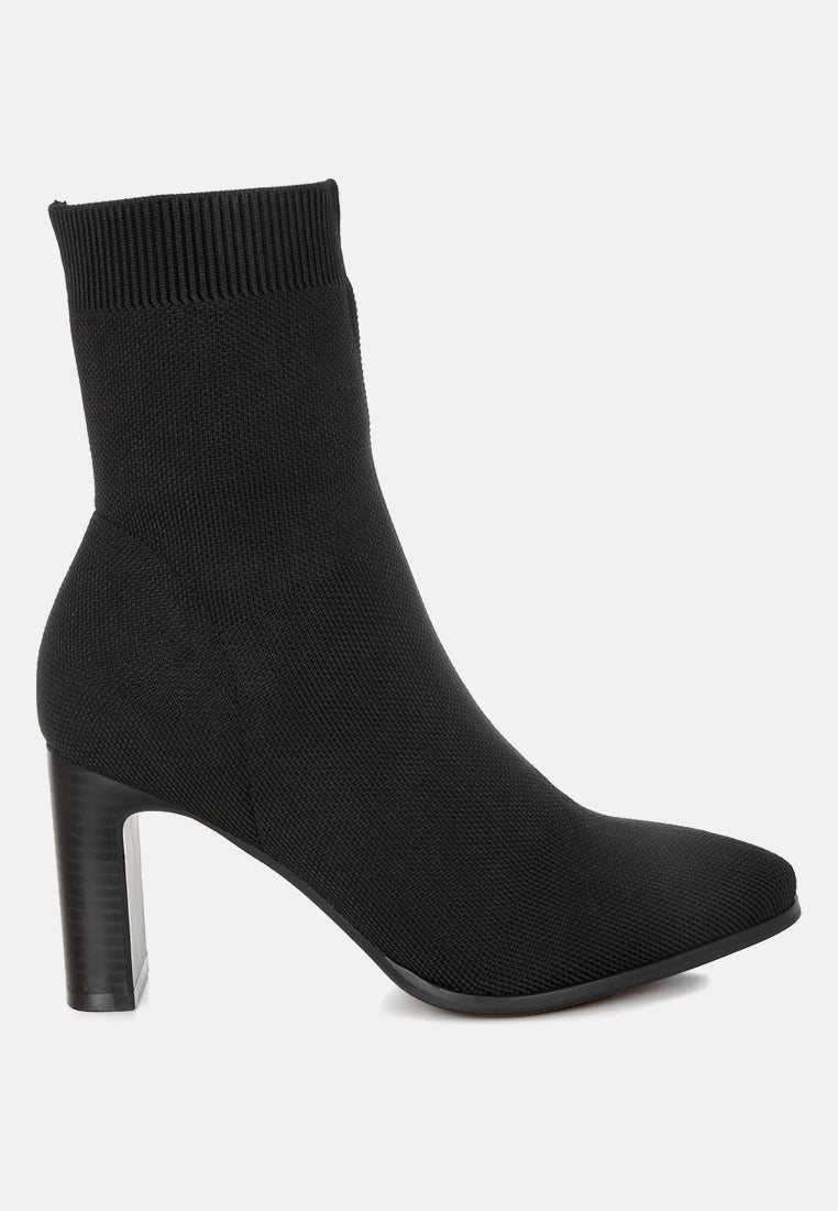 flyknit ankle boots



 by ruw#color_black