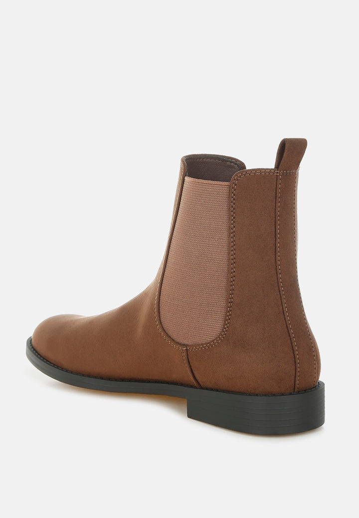 ayasa low block heel chelsea boots#color_brown