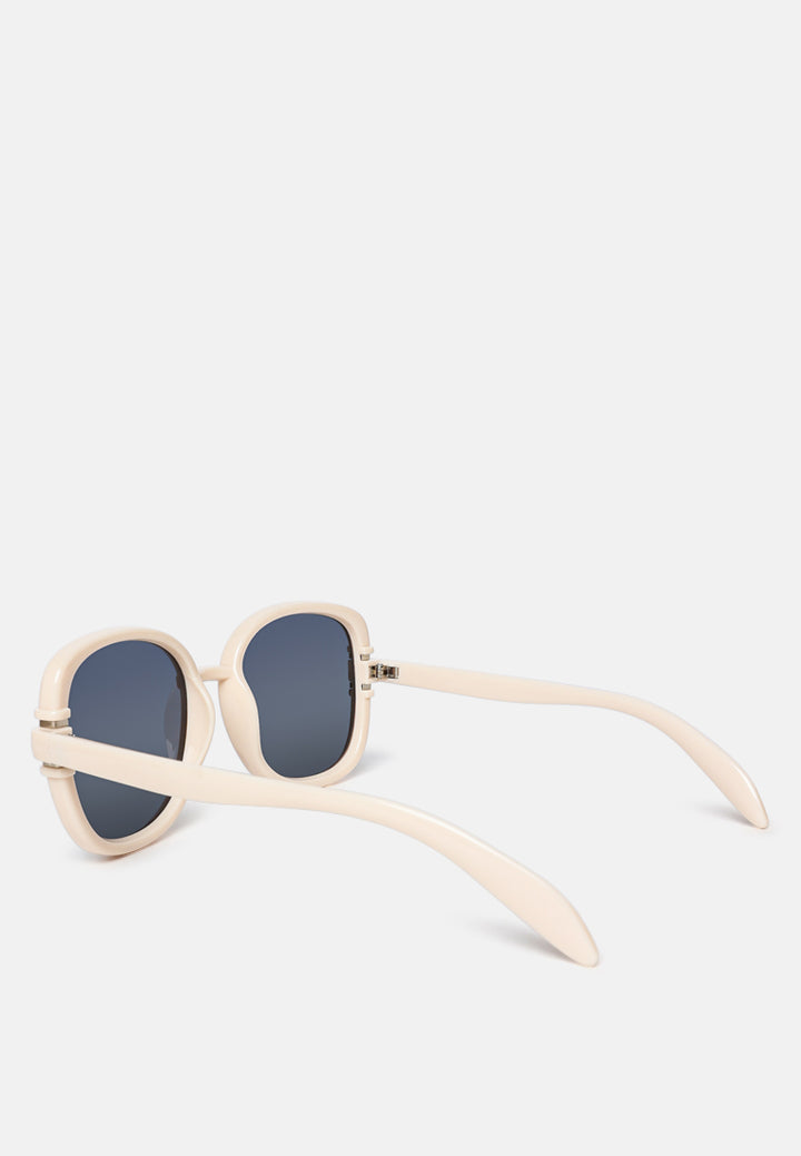 non-classic oversized oval sunglasses#color_beige