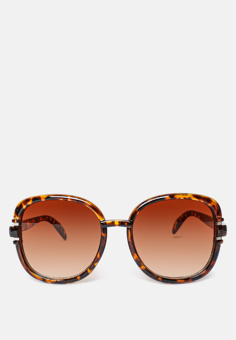 non-classic oversized oval sunglasses#color_brown