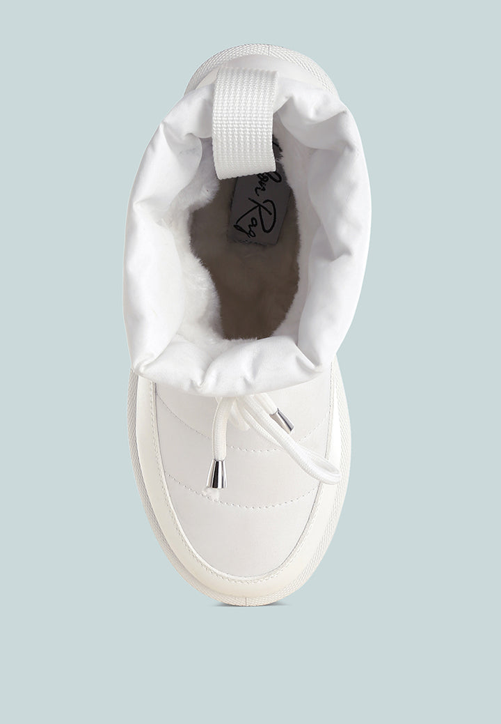 pacos high ankle chunky snow boots#color_white