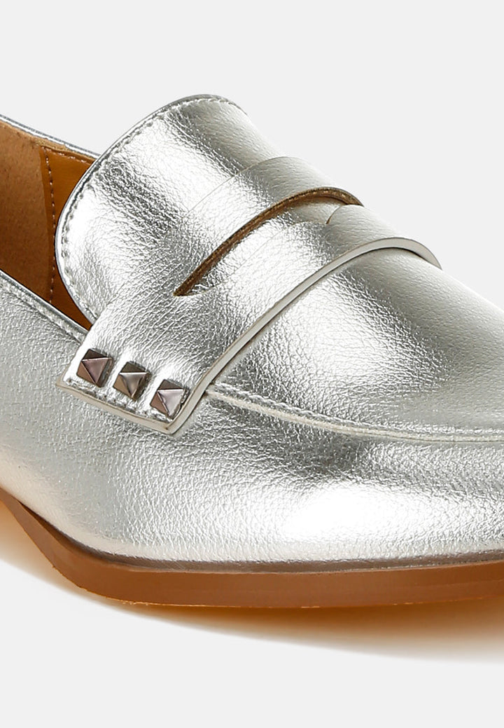 potania penny strap metallic loafers
#color_silver