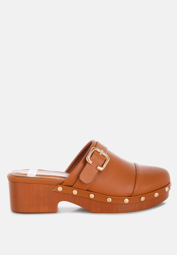 pinto studded genuine leather clogs#color_tan