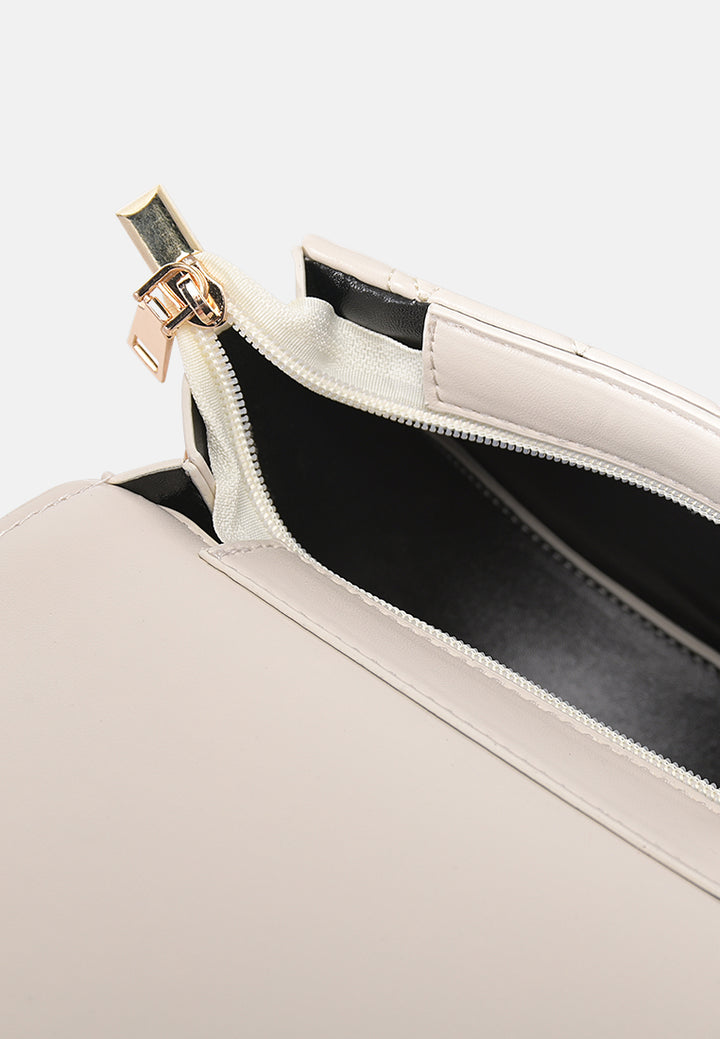 quilted saddle sling bag#color_white