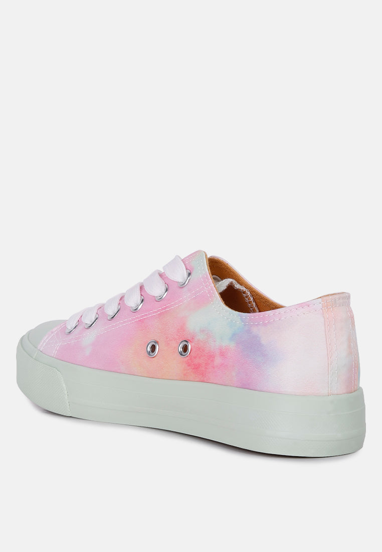 maverick tie dye printed canvas sneakers#color_multi