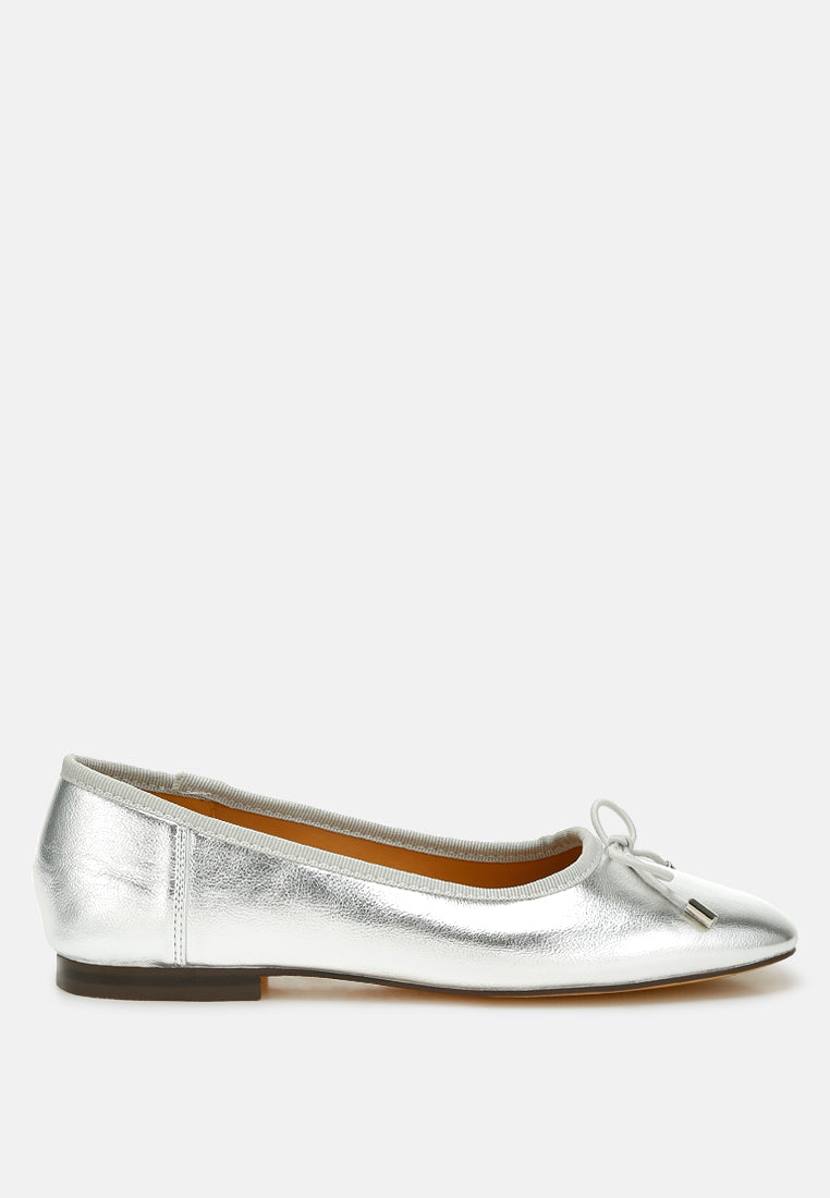 metallic pleather bow ballerinas by ruw color_silver