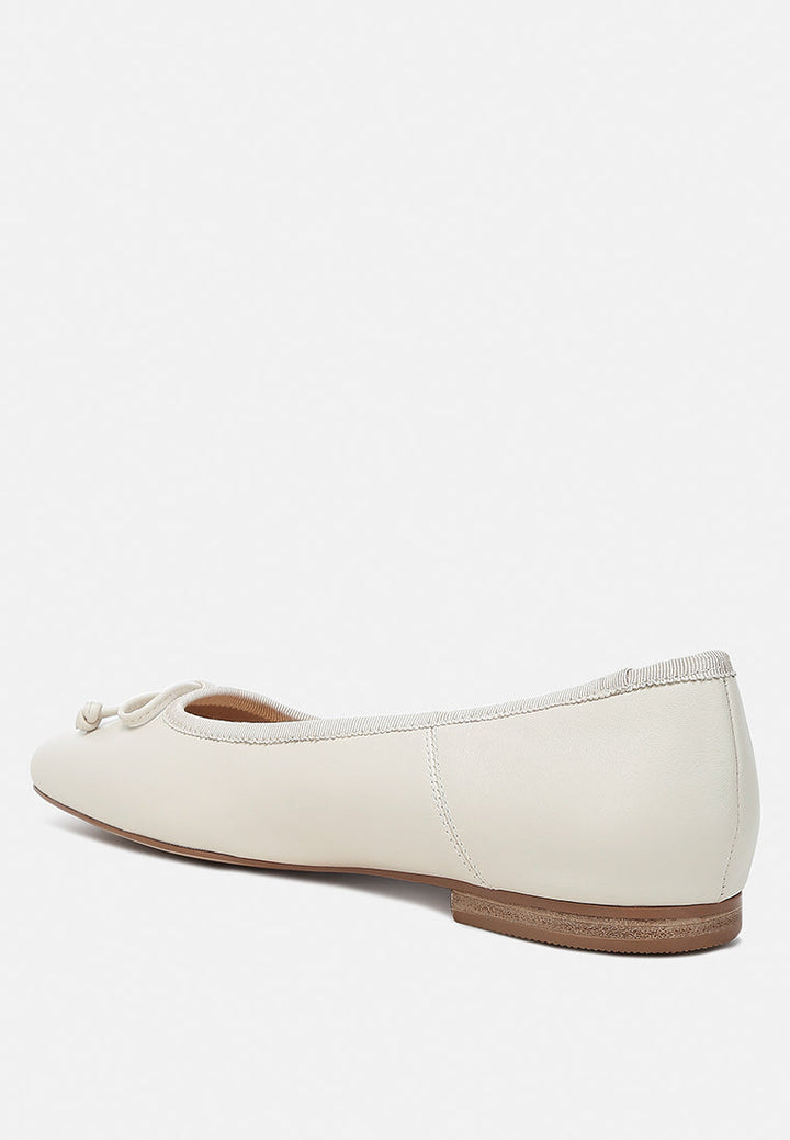 square-toe bow ballerinas by ruw color_beige