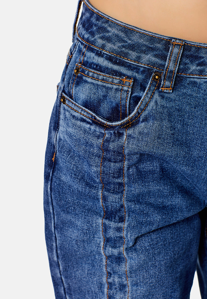relaxed fit frayed hem jeans#color_dark-blue