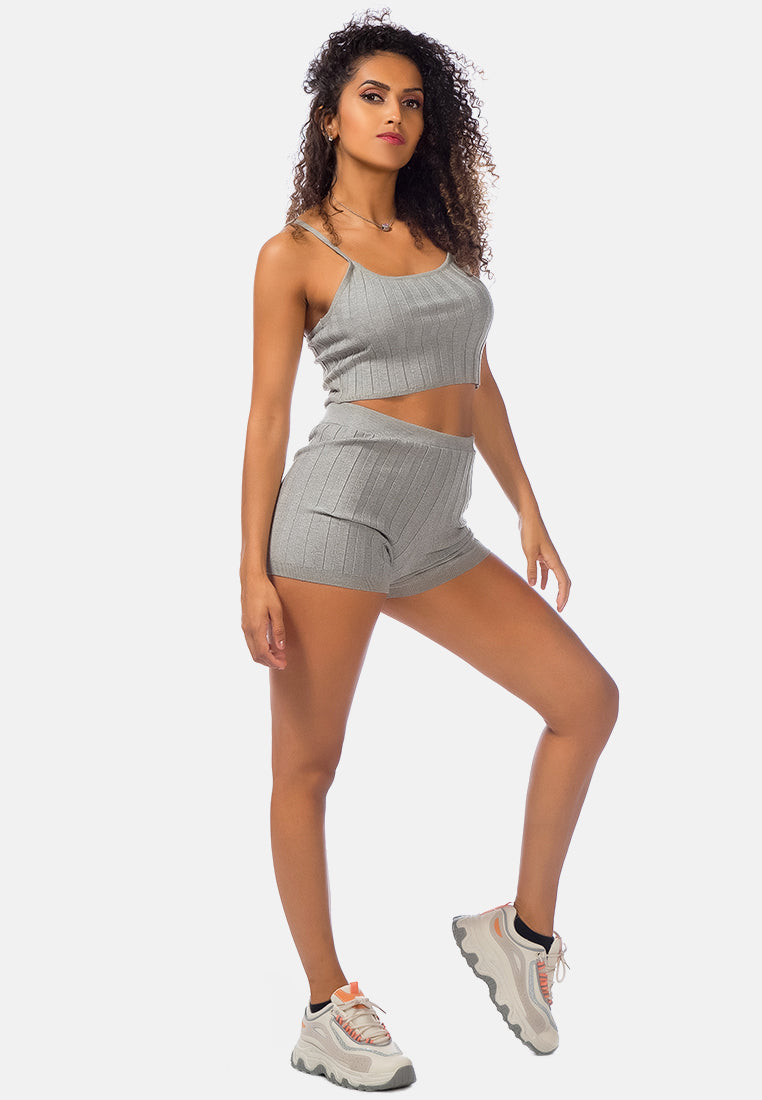 rib knit spaghetti crop top#color_heather-grey