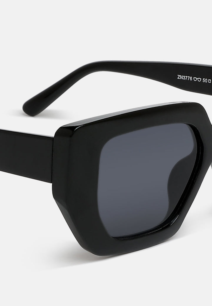 oversized cat eye square sunglasses by ruw#color_black